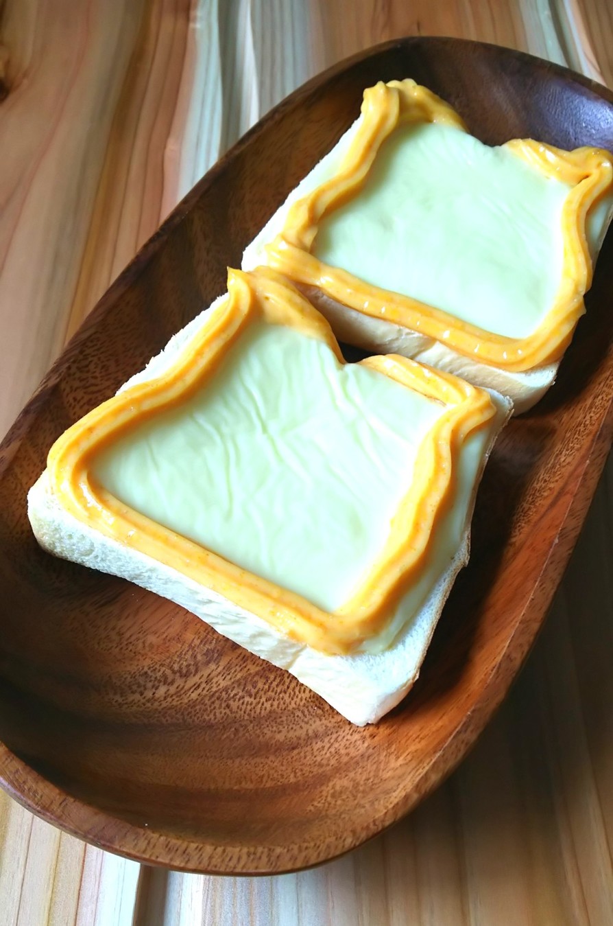 明太マヨチーズトーストの画像