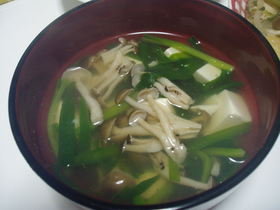 にらとお豆腐のおすまし