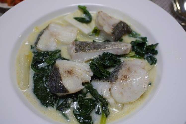 タラとほうれん草のクリーム煮 レシピ 作り方 By みさカフェ クックパッド 簡単おいしいみんなのレシピが375万品