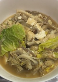 湯葉と茸と白菜の豚骨スープ煮