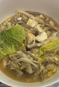 湯葉と茸と白菜の豚骨スープ煮