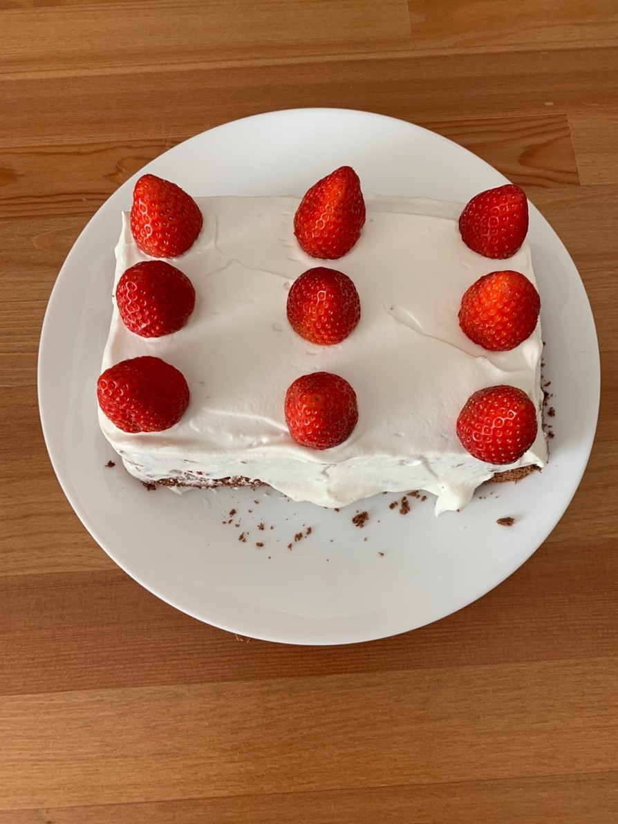 簡単チョコいちごケーキの画像