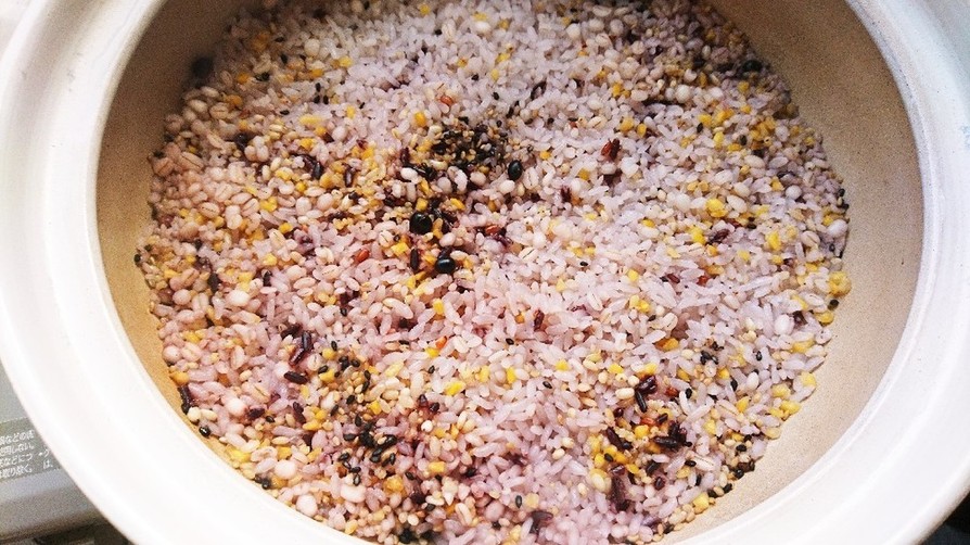 簡単！土鍋で炊いた雑穀ご飯の画像