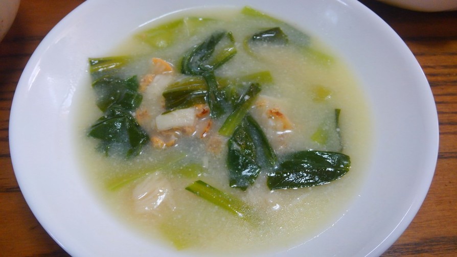 チンゲン菜とベビーホタテの中華豆乳スープの画像