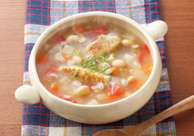 野菜たっぷり食べるスープ