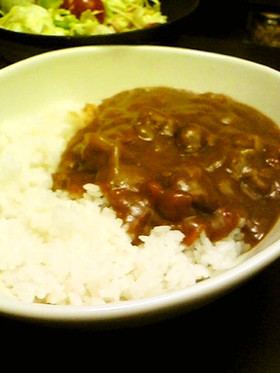 トマトとガーリックのミートボールカレー
