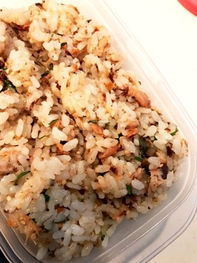 お弁当にも!超簡単!鯖缶で美味酢飯ご飯