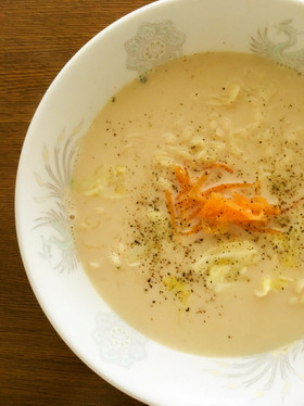ちゃんぽん風なんちゃって即席ラーメン
