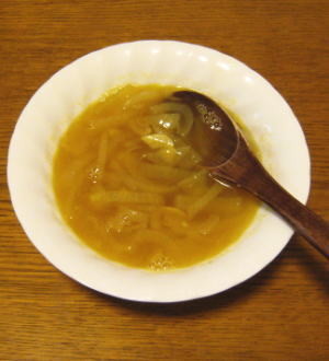 タマネギスープ（カレー風味）の画像