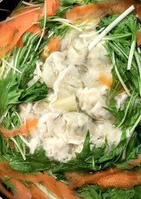 餃子with野菜でお手軽鍋料理