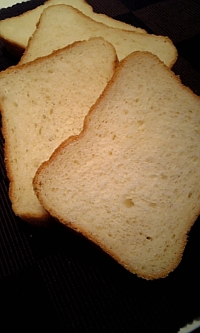 HBで超ふわふわな食パン♡の写真