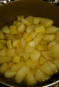 さつまいもとリンゴのレモン煮