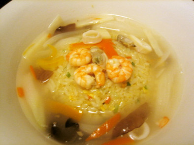 海鮮スープチャーハンの写真