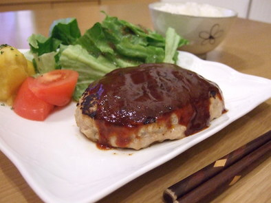 ジューシー・豚挽き肉でハンバーグの写真