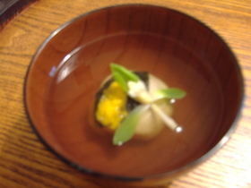 春ランの花のお吸い物