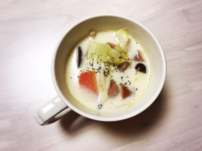 カフェの味♡おいもと白菜のミルクスープの写真
