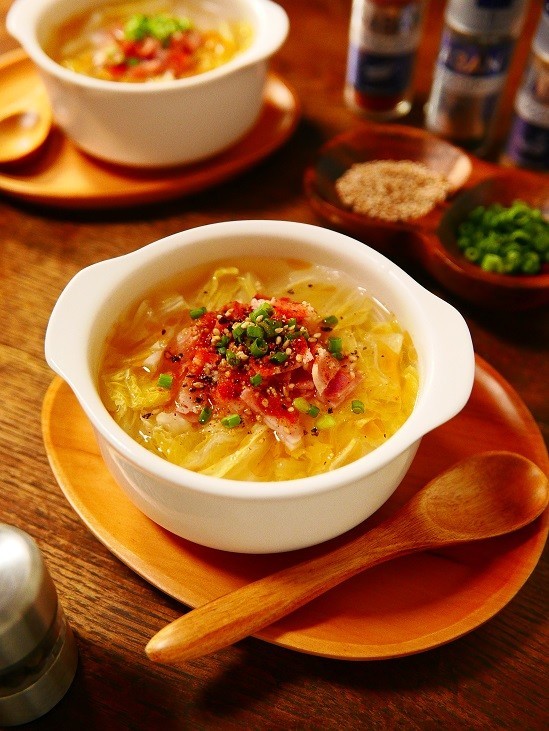 レンチン簡単♪白菜とベーコンの中華スープ