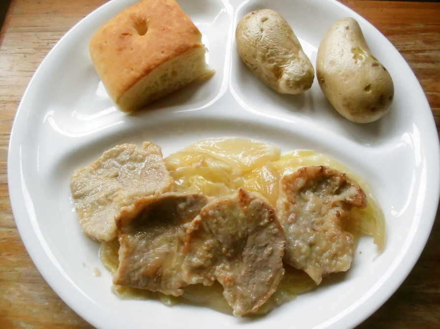 エテュヴェ♪豚肉とキャベツのコンソメ煮の画像