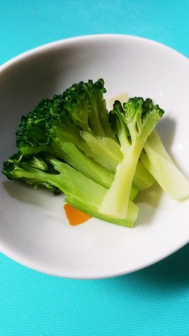 離乳食(中期後半~)*手掴みブロッコリー