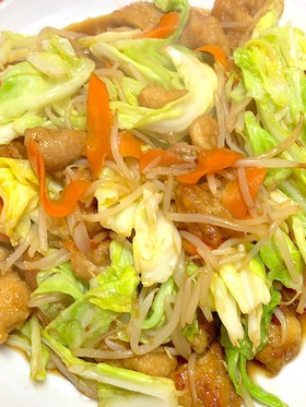 油不使用の甘酢鶏皮と野菜炒め