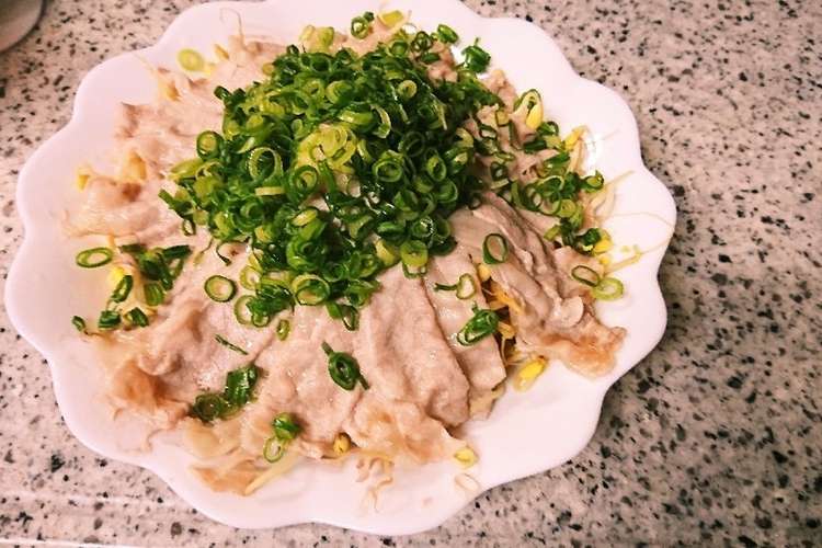 もやしと豚肉ヘルシー蒸し レンチン時短 レシピ 作り方 By はやペコ クックパッド