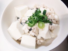 そぼろ豆腐のあんかけ丼