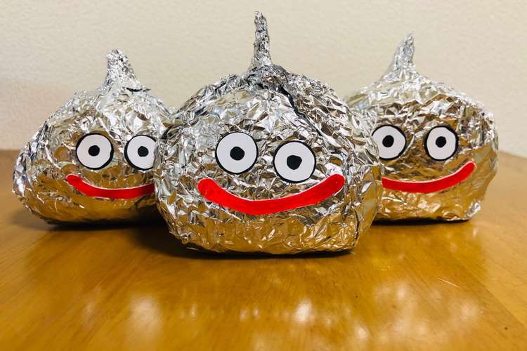 おにぎり 包み方 メタルスライムが現れた レシピ 作り方 By Kettaroo クックパッド 簡単おいしいみんなのレシピが355万品