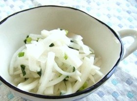 切ってもむだけ★ねぎ胡麻大根