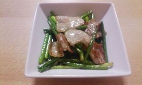 超簡単!にんにくの芽と豚バラ肉の炒め物