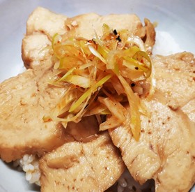 簡単 しっとり やわらか 鶏チャーシュー