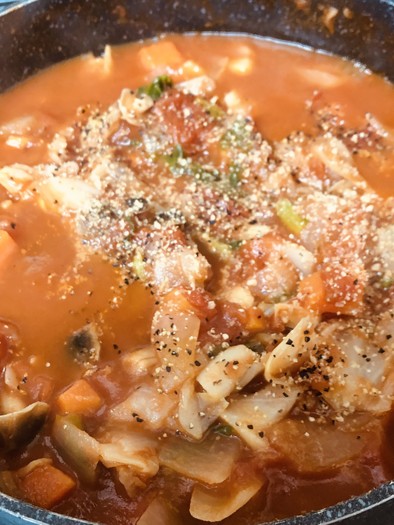 野菜食べるスープ☆蕪(かぶ)のトマト煮の写真
