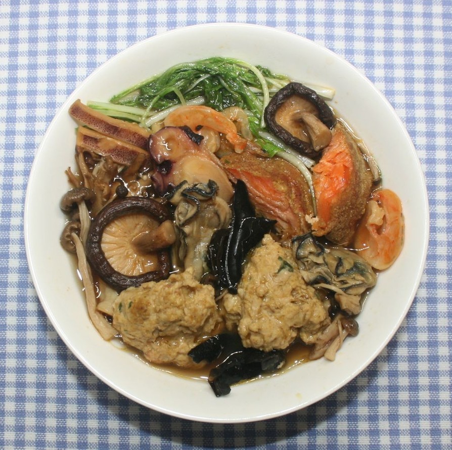 カレー干し鮭と乾燥食材でブイヤベース風鍋の画像