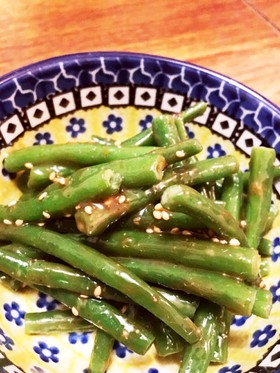インゲン豆のピーナッツあえ