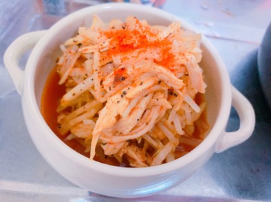 大根ともやしと鶏胸肉の韓国風酢の物の写真