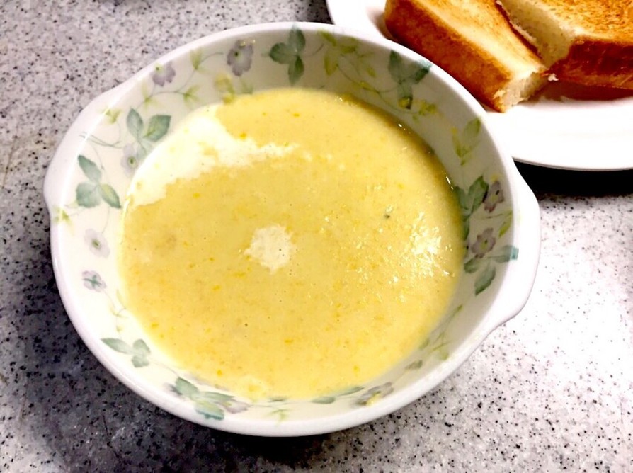 コーンスープ（バニラアイス使用）の画像