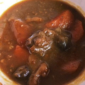 スロークッカーで米粉使用ビーフシチュー