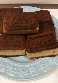 Lotusクッキーサンドチーズケーキ