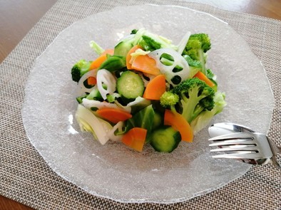 シャキシャキ☆茹で野菜サラダの写真