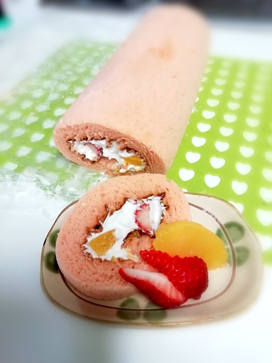 練乳いちごの春色ロールケーキ♡