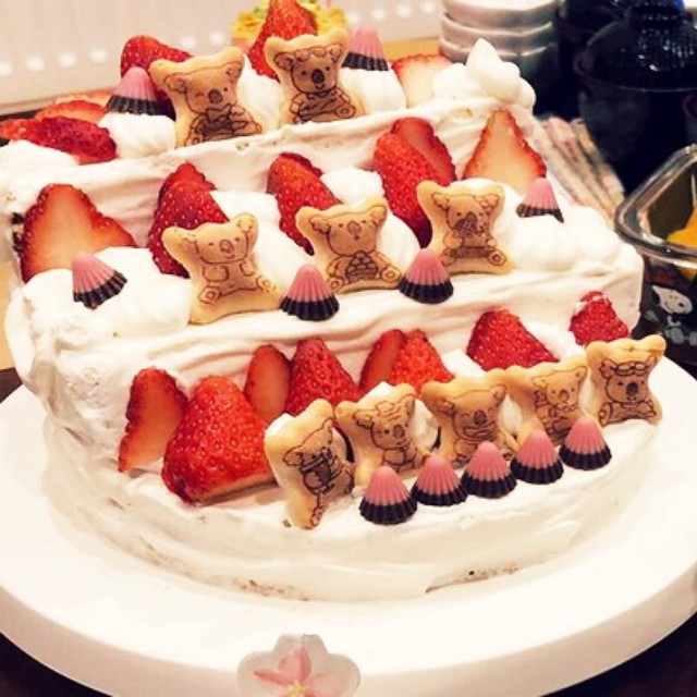 ひな祭りケーキ レシピ 作り方 By Toyanman クックパッド 簡単おいしいみんなのレシピが350万品