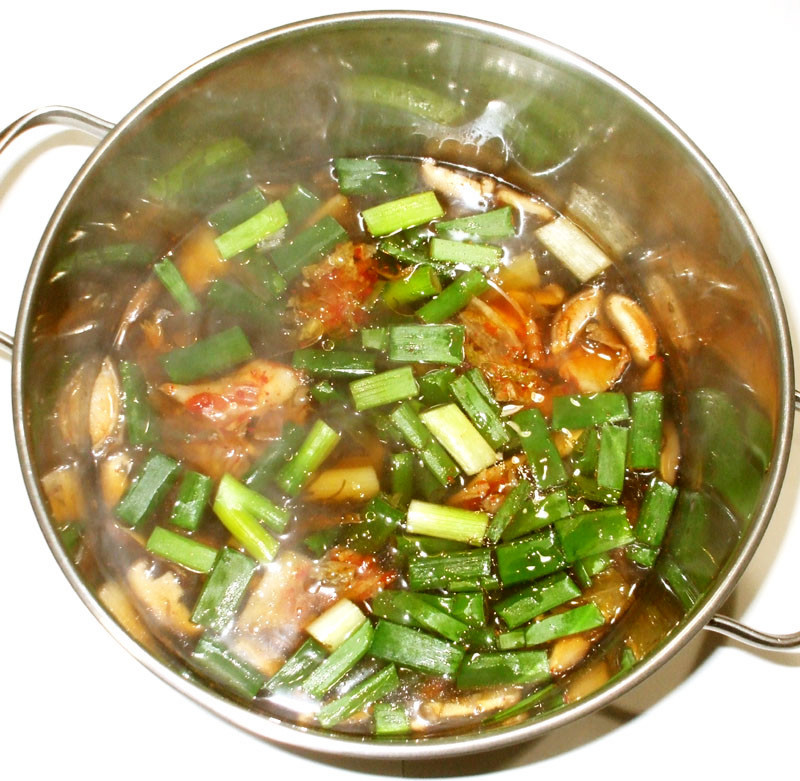 もずく酢キムチスープ♪簡単温かいスープの画像