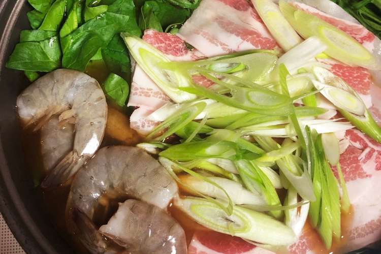豚バラとエビの緑の野菜鍋 韓国風 レシピ 作り方 By Ma Am クックパッド 簡単おいしいみんなのレシピが360万品