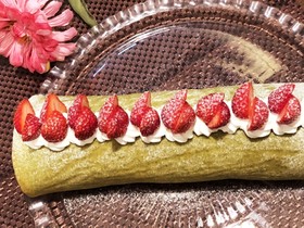 甘酒入り抹茶ロールケーキ