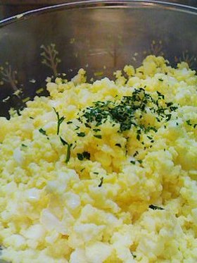 高速できれいに!ゆで卵の潰し方