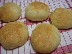 基本の生地でカイザーゼンメルパン