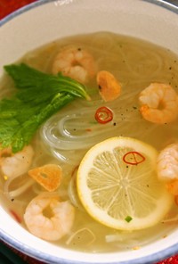 マロニーでベトナム風スープ