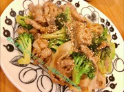 豚こま肉とブロッコリーと蓮根の甘酢炒め☻の写真