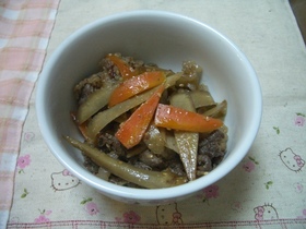 母の味♪牛肉とごぼうの炒め煮