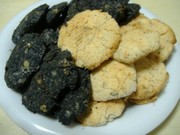 ハチミツおからクッキー(卵と小麦粉無し)の写真