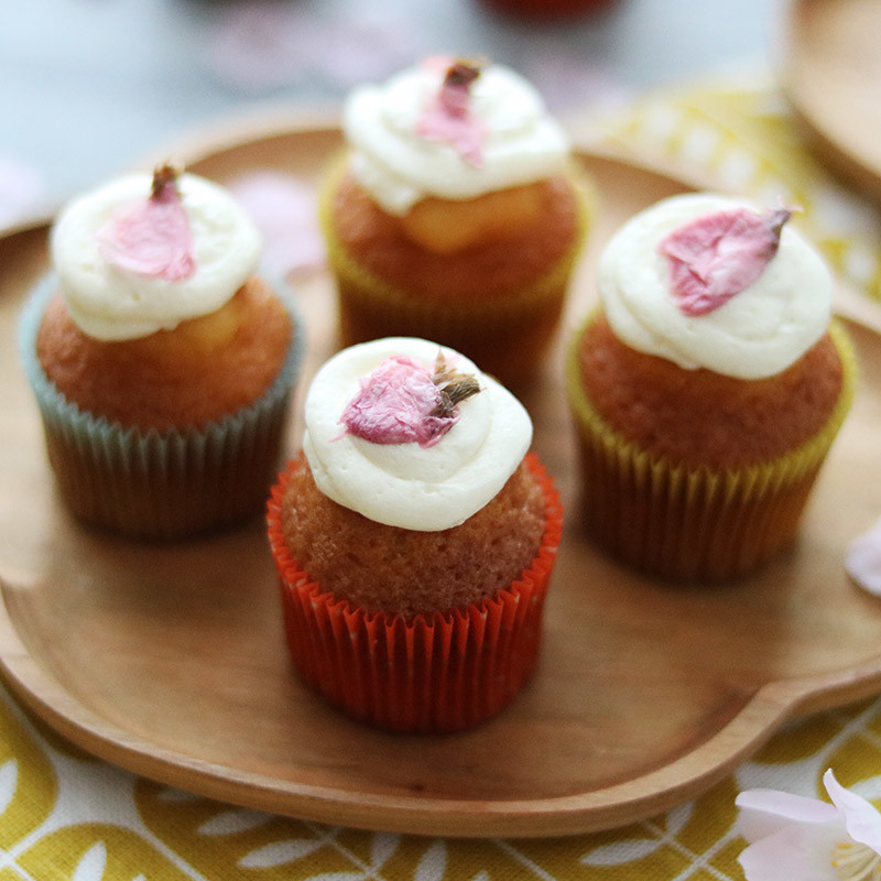 HMで作る桜のカップケーキの画像